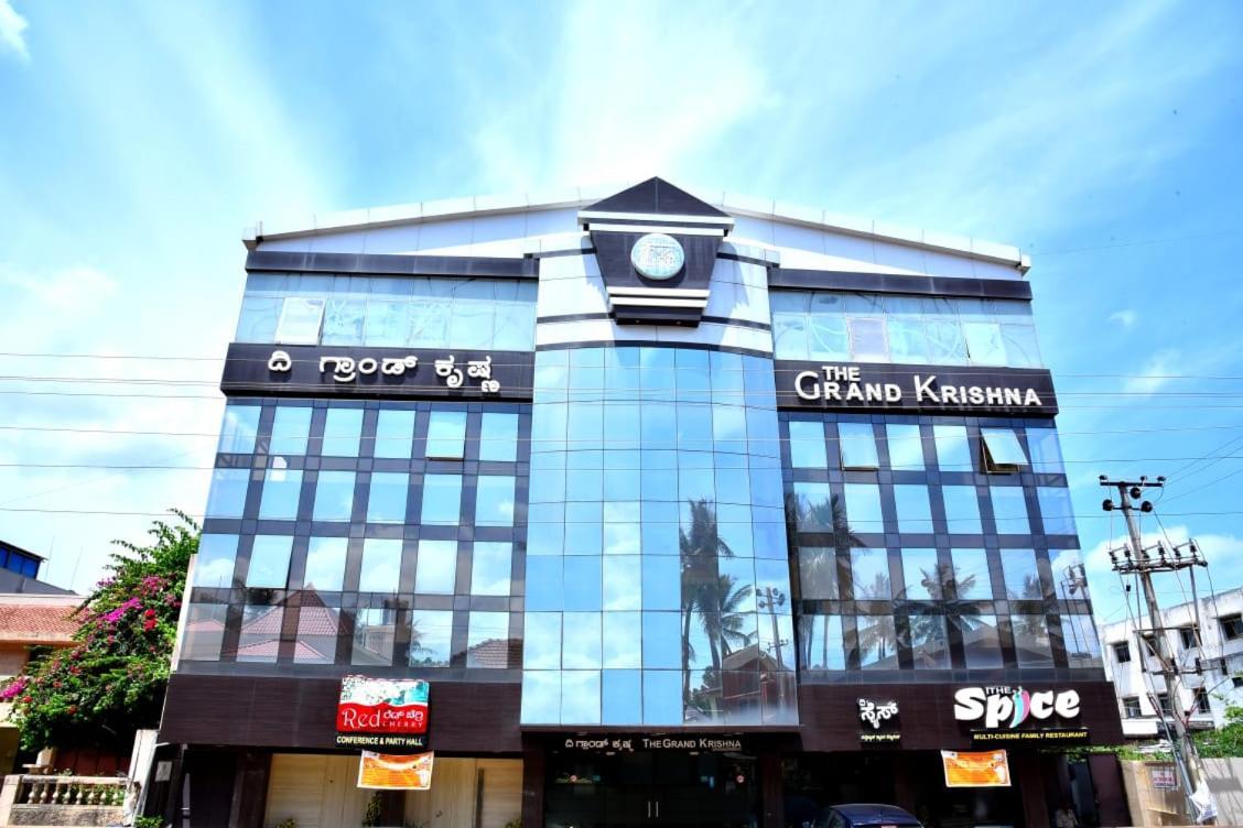 The Grand Krishna Luxury Hotel Chikmagalūr Екстериор снимка